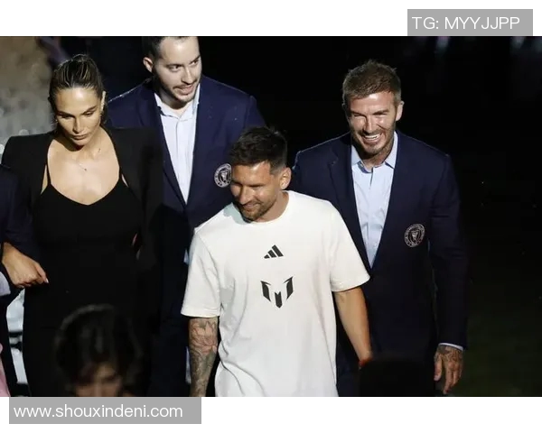 足球球星用筷子吃饭的另类风采与文化碰撞揭秘